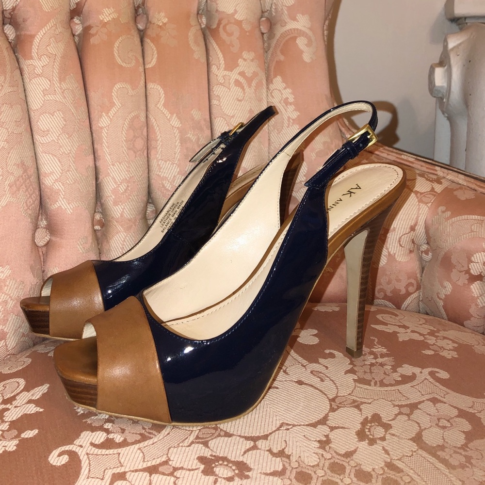 Anne Klein Aksharlene Heel